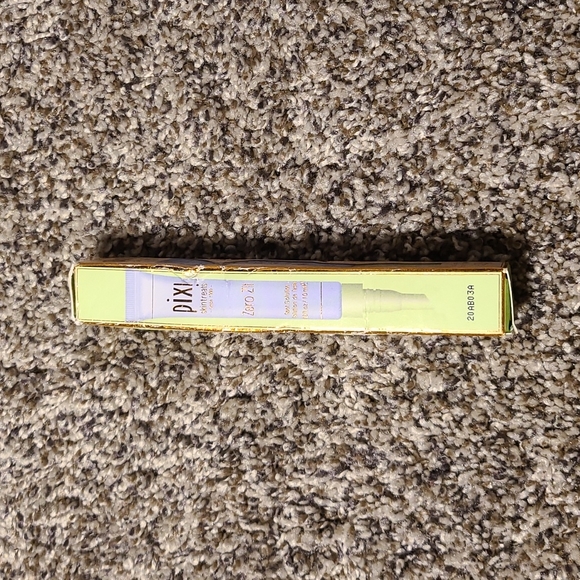 Pixi Skin Treats Zero Zit 362 - Picture 6 of 10